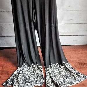 C est. 1946 Black Nwt black Plus size lace bottom pants 26/28